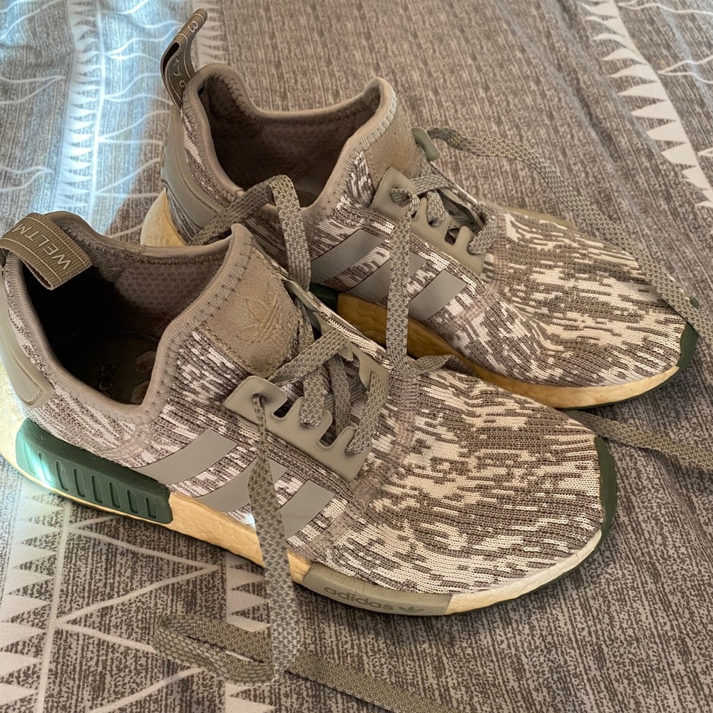 Adidas boys knit Shoes